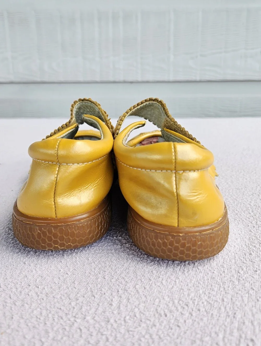 Livie & Luca Ruche Mary Jane Girl SZ 11 Mustard Yellow Leather Hook & Loop Fall
